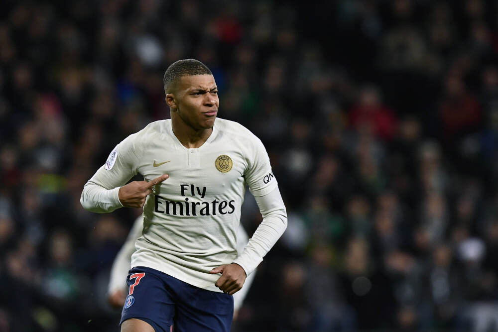 黄光裕的枭雄末路：套现告别